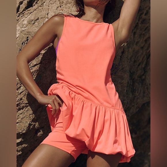 FP Movement by Free People Dresses & Skirts - Free People Movement Hot Shot Bubble set in Neon Coral Sz M NWT